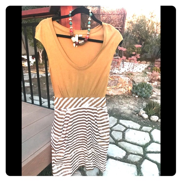 Anthropologie Little Yellow Button Dress - Picture 2 of 4